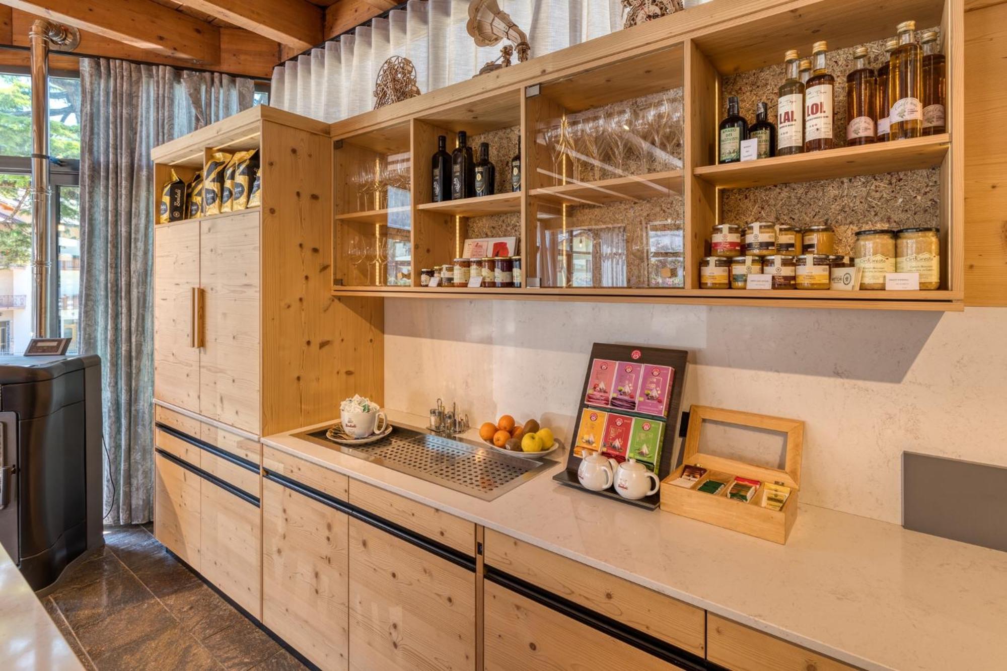 Hotel Martinelli Ronzo-Chienis Ngoại thất bức ảnh