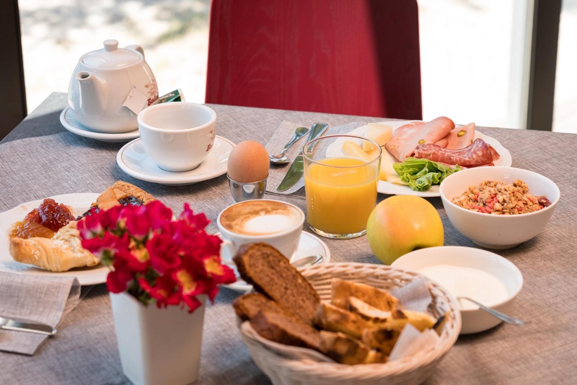Hotel Martinelli Ronzo-Chienis Ngoại thất bức ảnh
