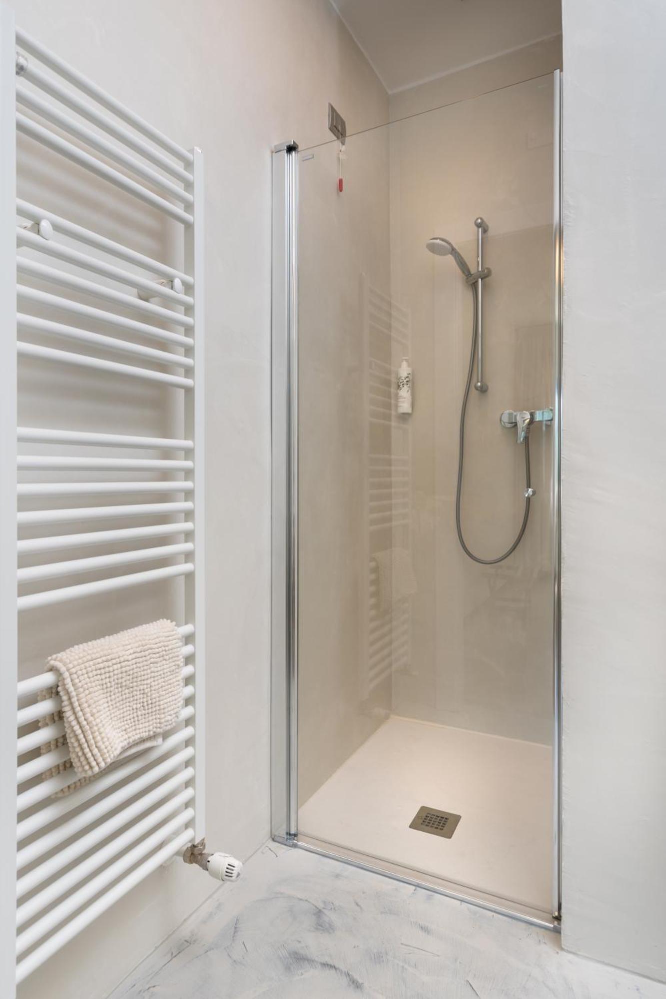Hotel Martinelli Ronzo-Chienis Phòng bức ảnh