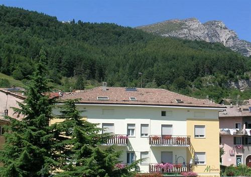 Hotel Martinelli Ronzo-Chienis Ngoại thất bức ảnh